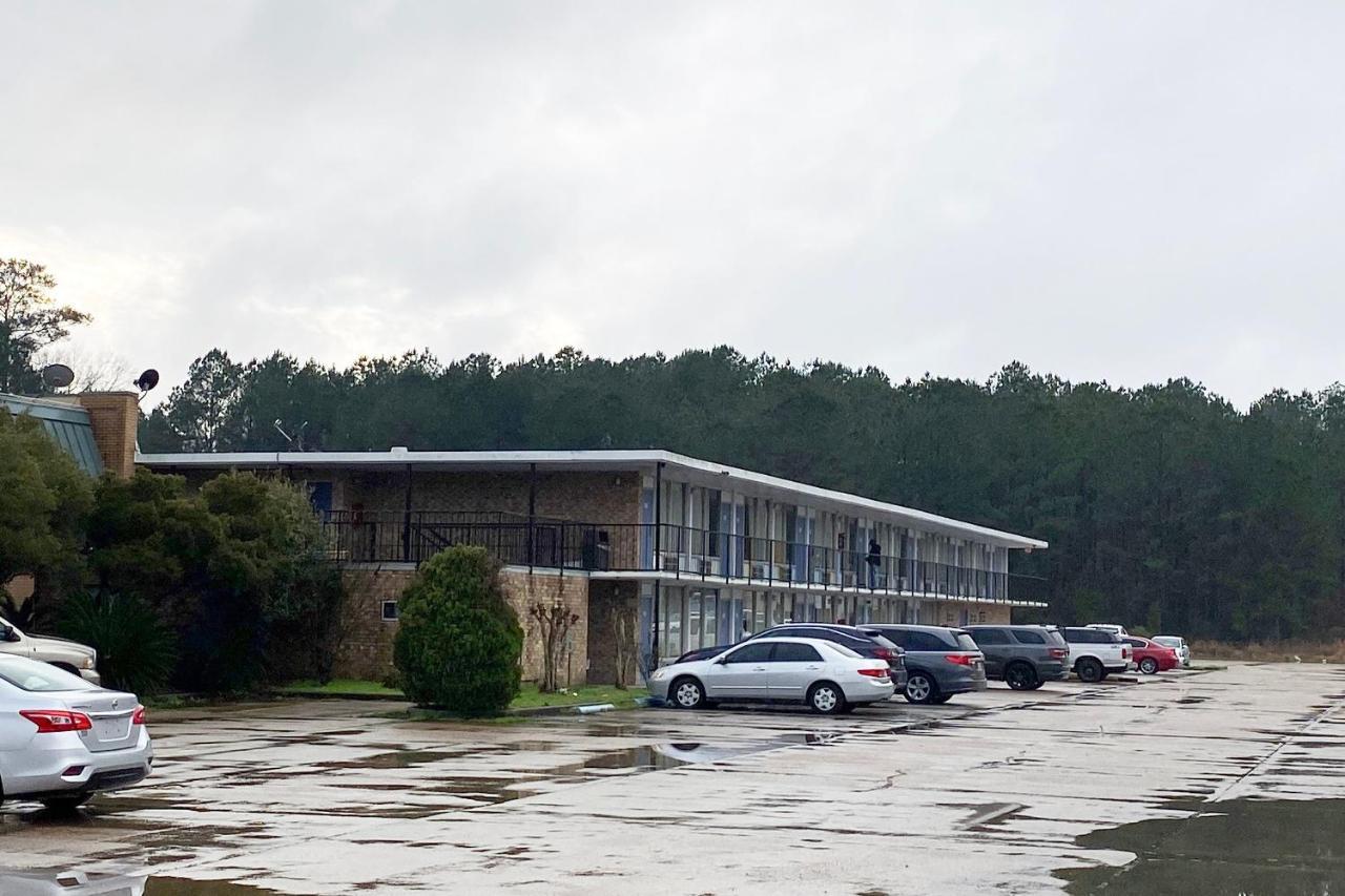 Landmark Hotel Leesville Kültér fotó