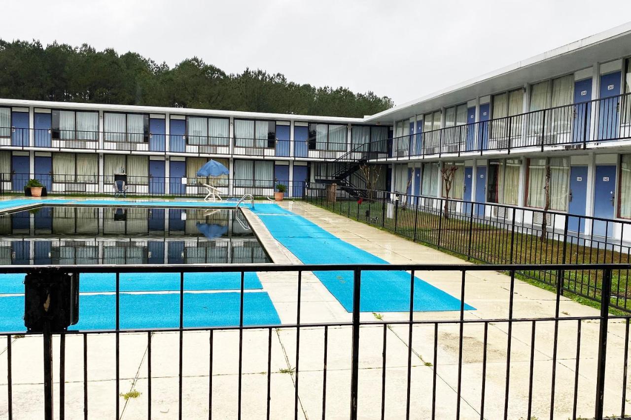 Landmark Hotel Leesville Kültér fotó